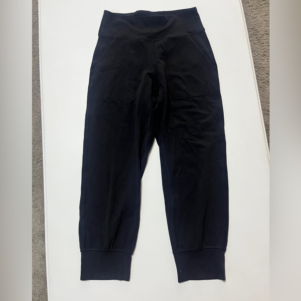 lululemon capri align joggers